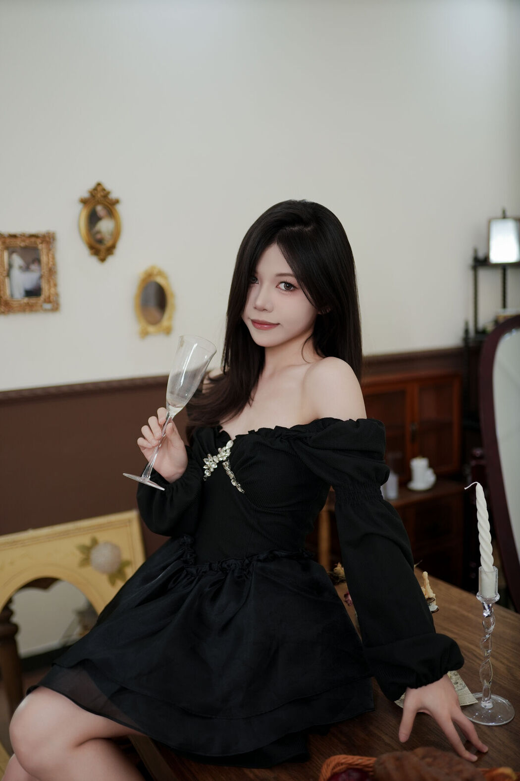YiTuYu艺图语 Vol.8047 Xuan