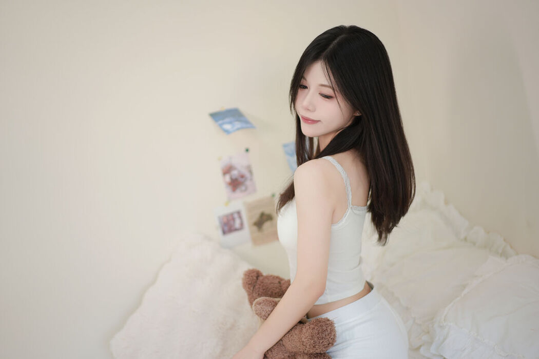 YiTuYu艺图语 Vol.8092 璇 (32P)