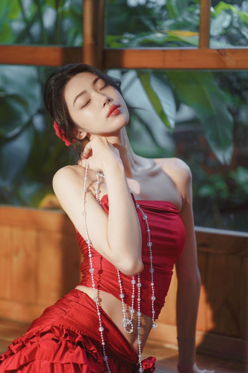 YiTuYu艺图语 Vol.8118 Liya (34P)
