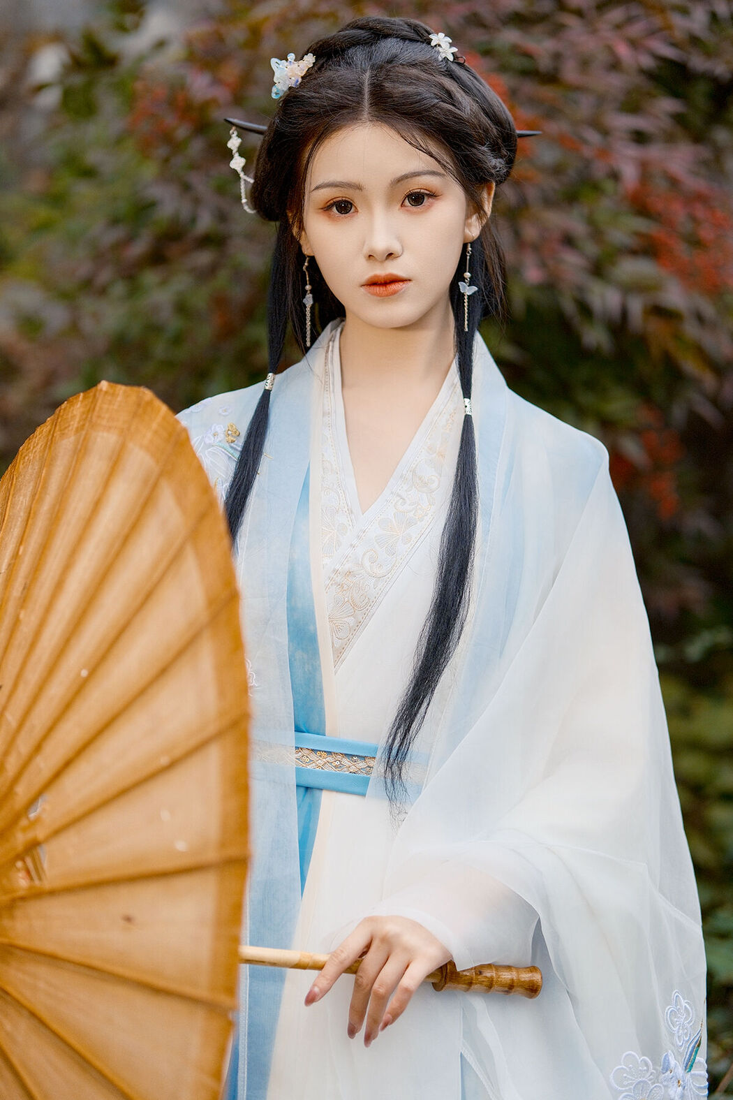 YiTuYu艺图语 Vol.8083 悦璃 (24P) Cover Photo