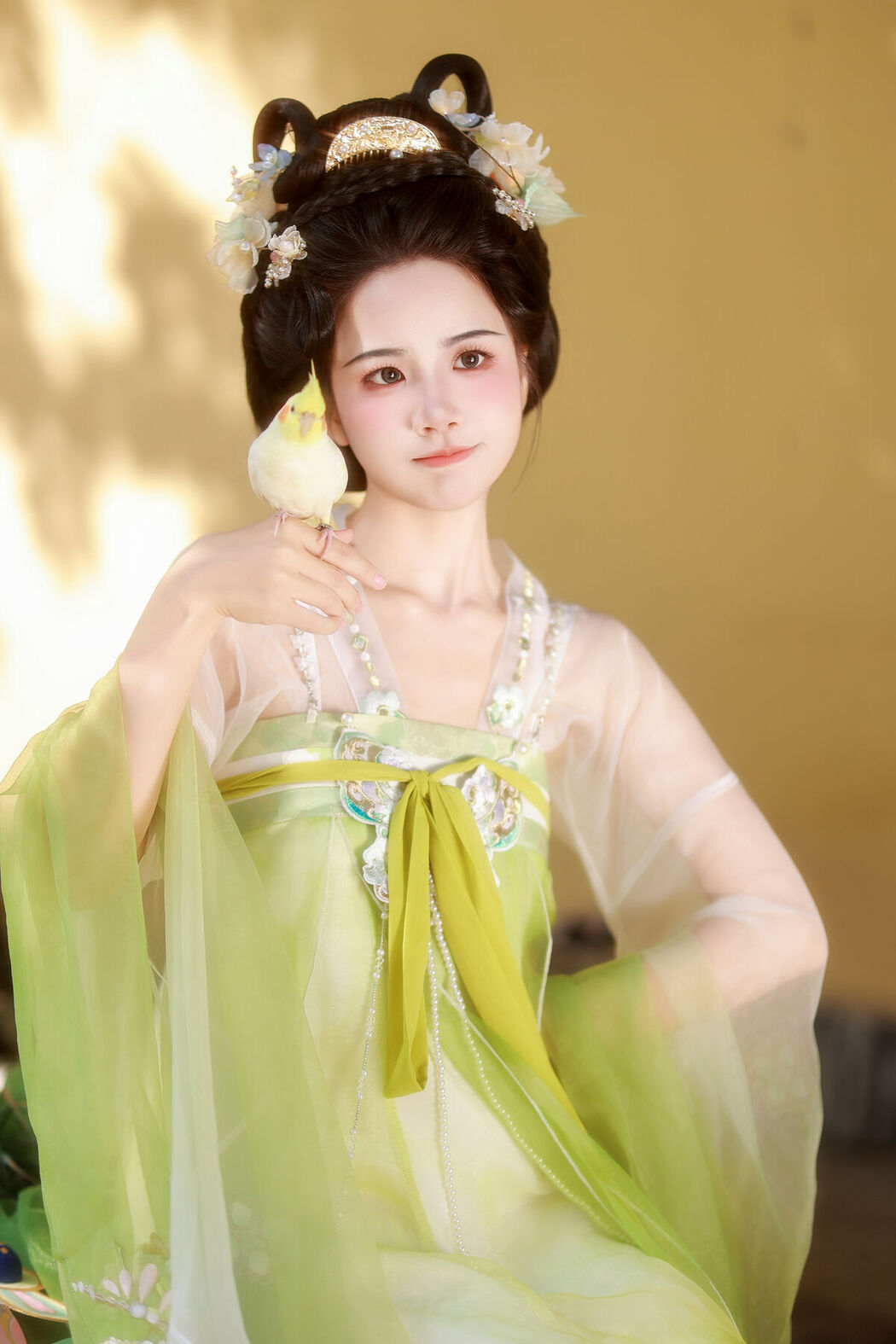 YiTuYu艺图语 Vol.8102 小杜同学 (27P)