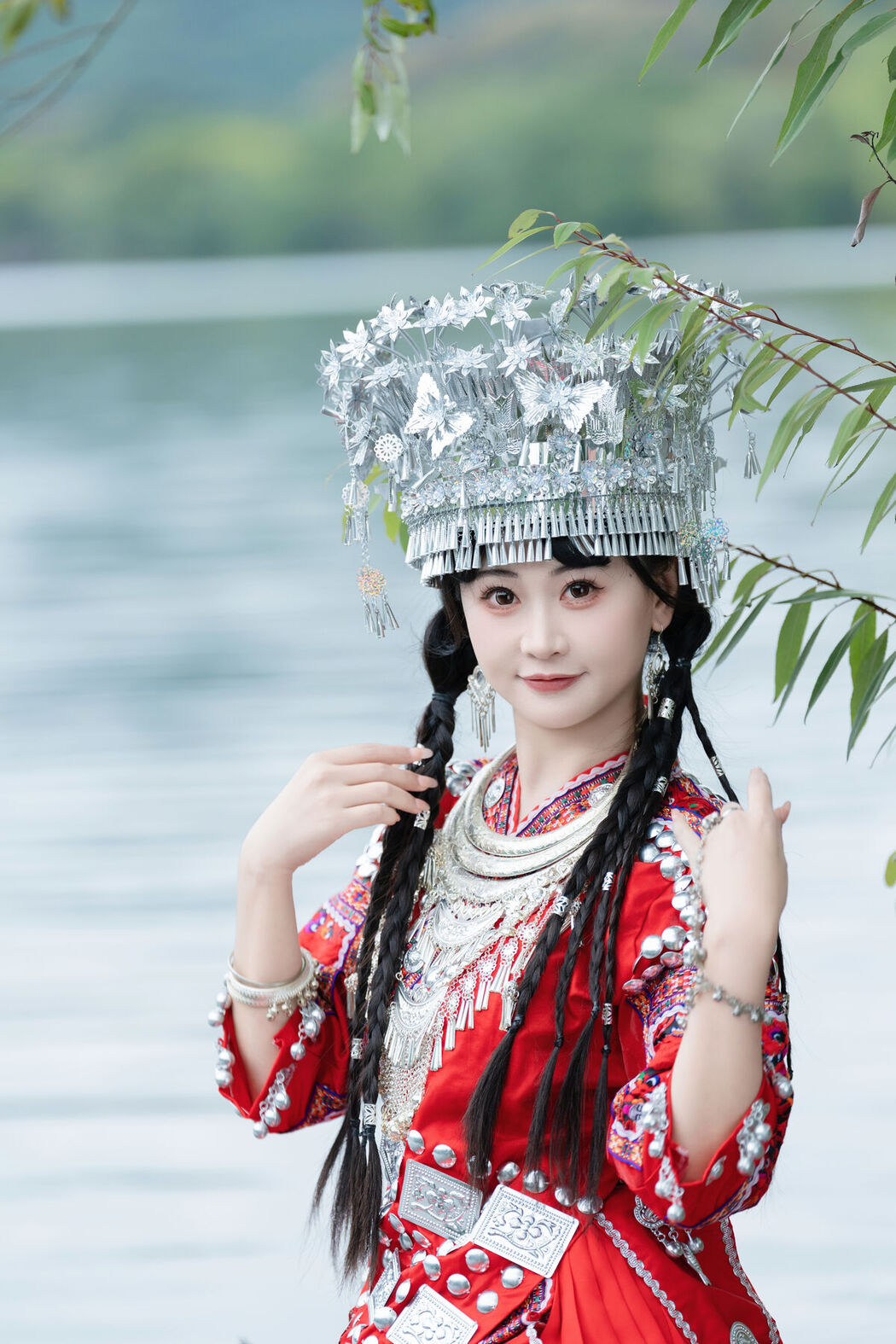 YiTuYu艺图语 Vol.8063 湫一只岁岁 (24P)