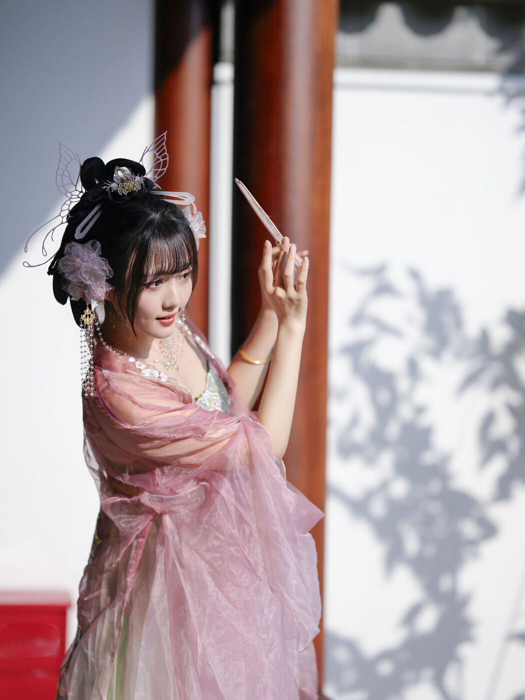 YiTuYu艺图语 Vol.8046 Qing Liu