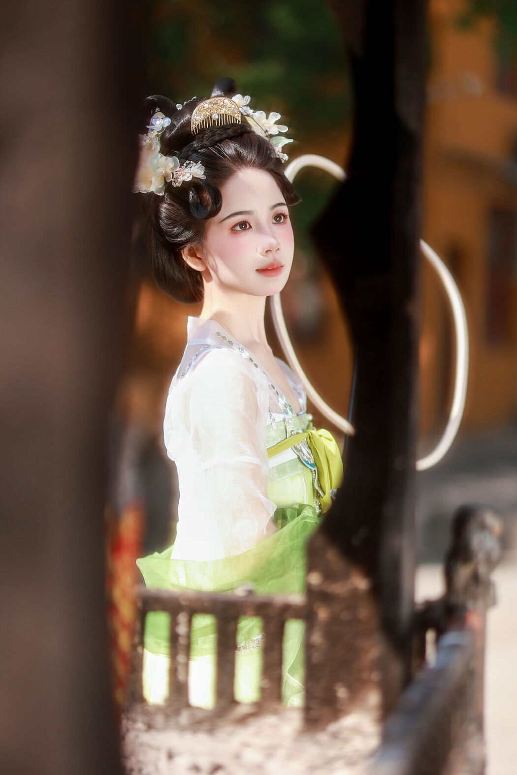 YiTuYu艺图语 Vol.8102 小杜同学 (27P)