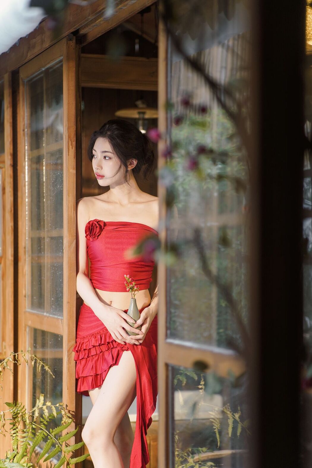 YiTuYu艺图语 Vol.8118 Liya (34P)