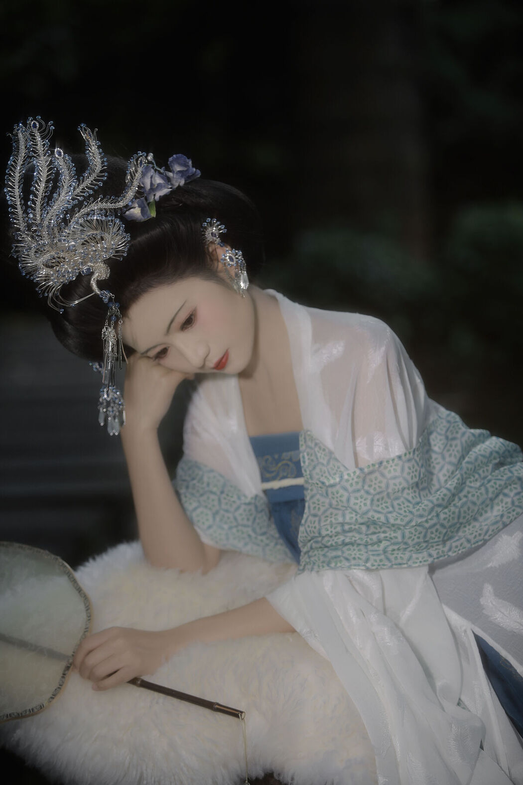 YiTuYu艺图语 Vol.8109 瑜瑾 (22P)