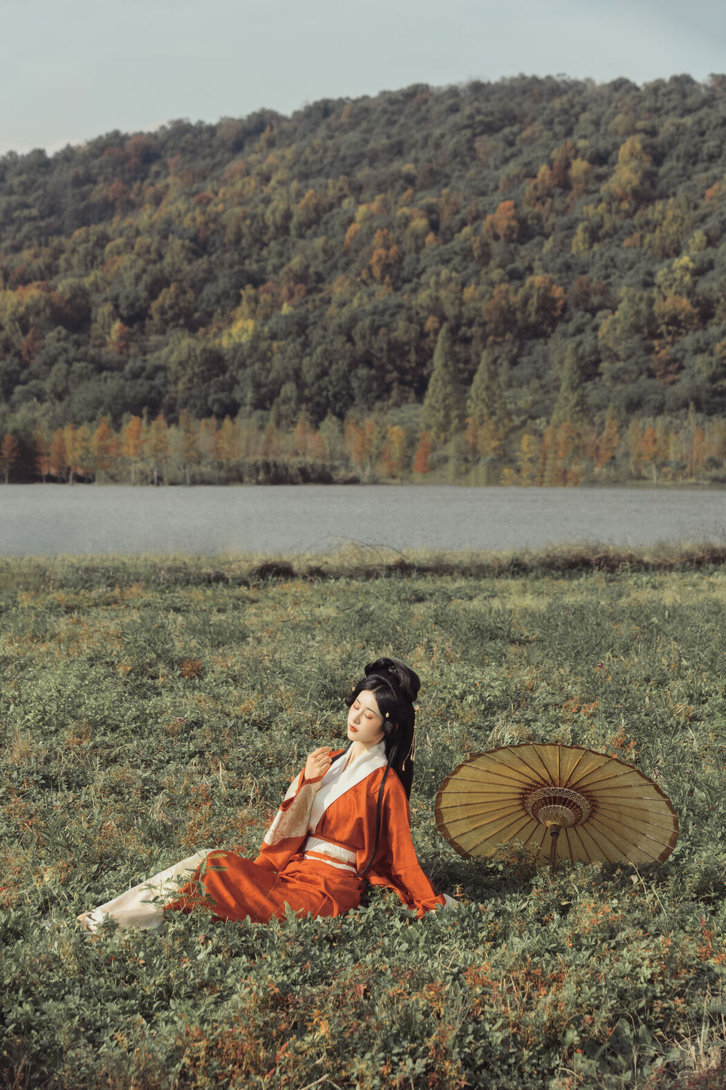 YiTuYu艺图语 Vol.8106 人间月-素尘 (29P)