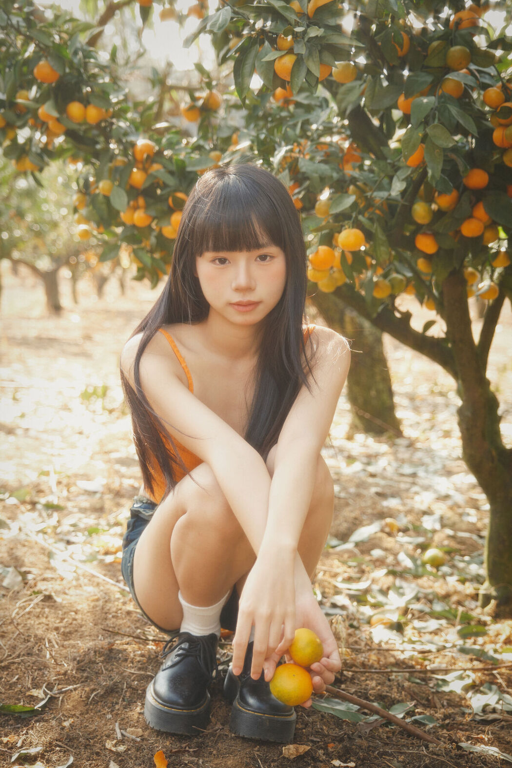 YiTuYu艺图语 Vol.8093 是三金呀 (23P)