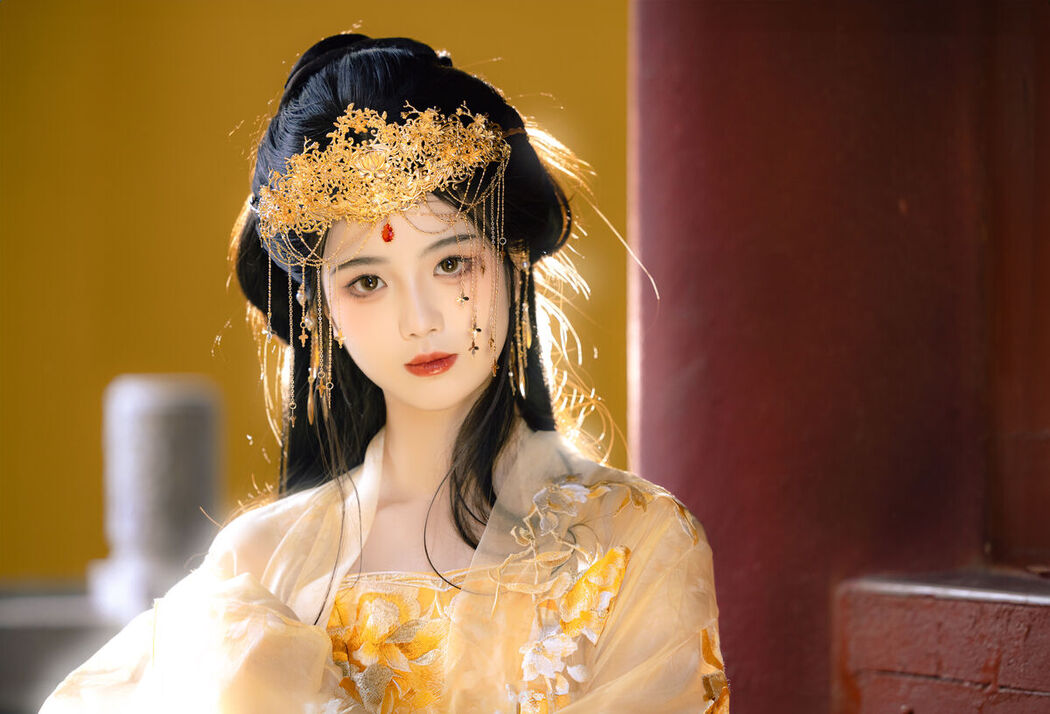 YiTuYu艺图语 Vol.8127 木白白 (15P)
