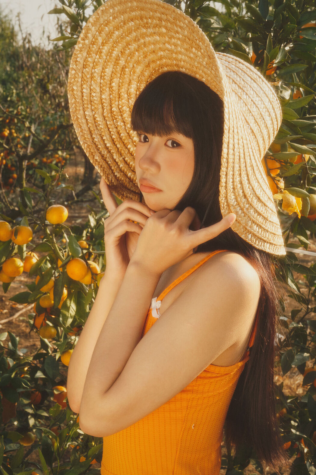 YiTuYu艺图语 Vol.8093 是三金呀 (23P)