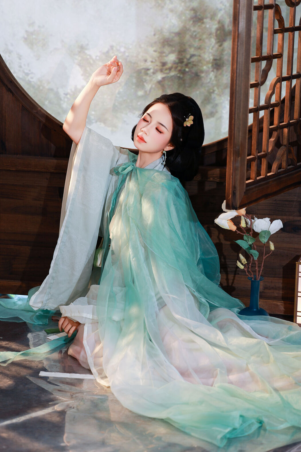 YiTuYu艺图语 Vol.8077 小杜同学 (30P)