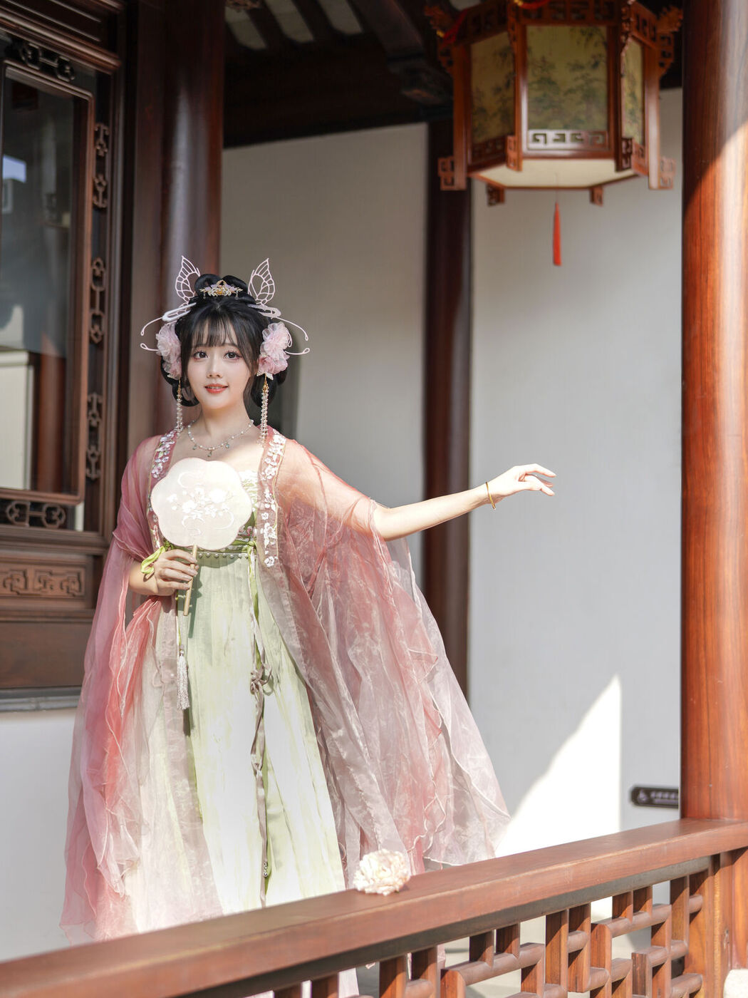 YiTuYu艺图语 Vol.8046 Qing Liu