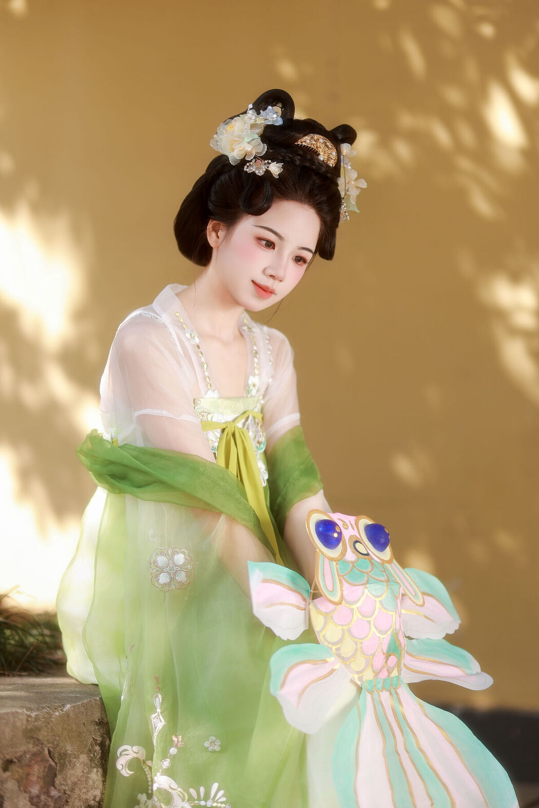 YiTuYu艺图语 Vol.8102 小杜同学 (27P)