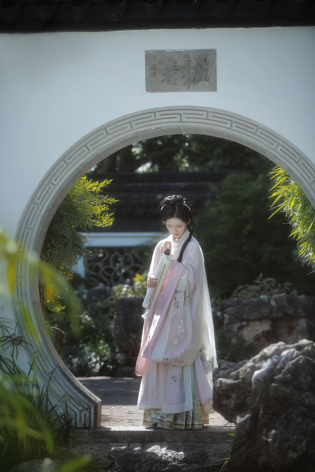 YiTuYu艺图语 Vol.8078 一枝眠眠 (21P)