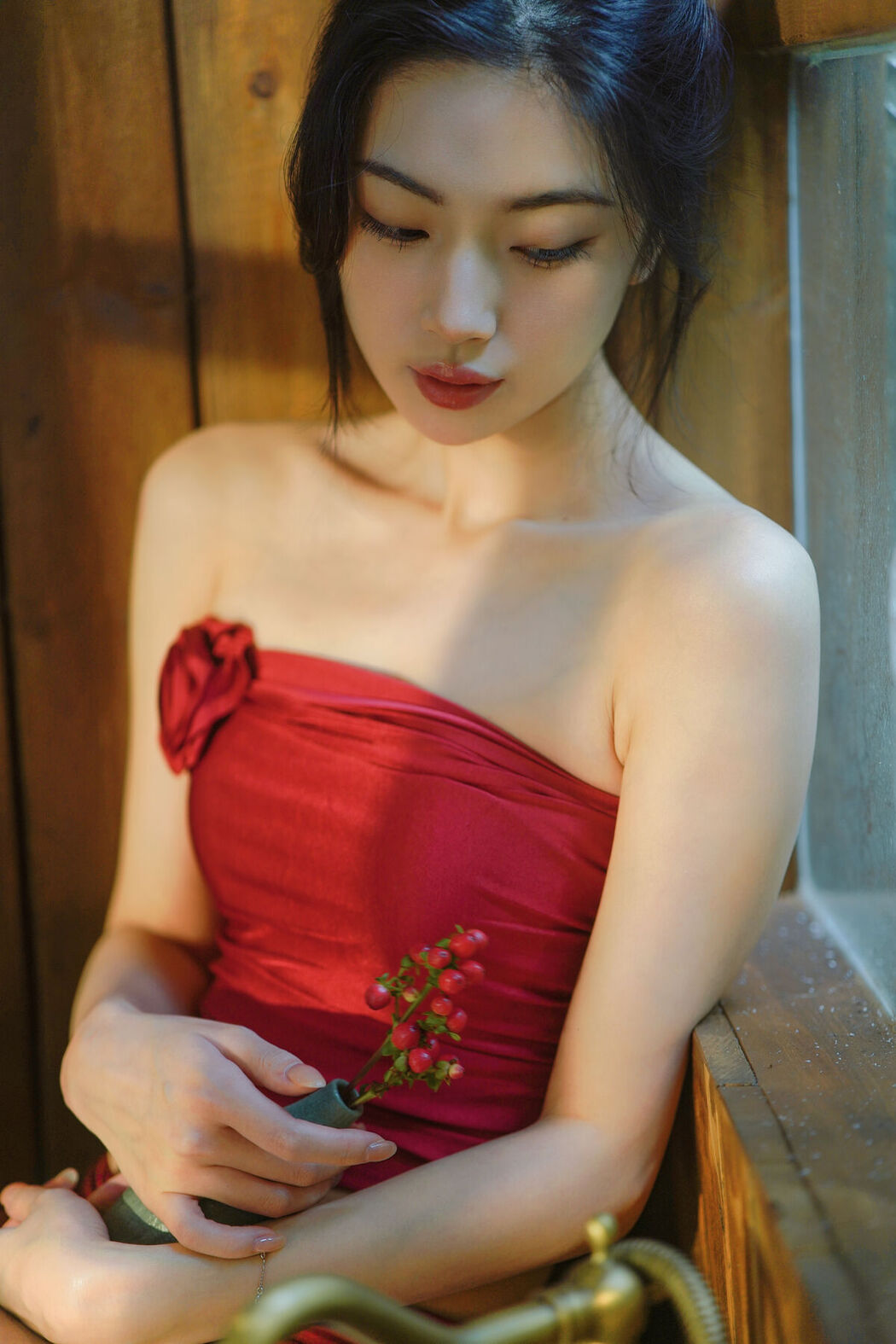 YiTuYu艺图语 Vol.8118 Liya (34P)