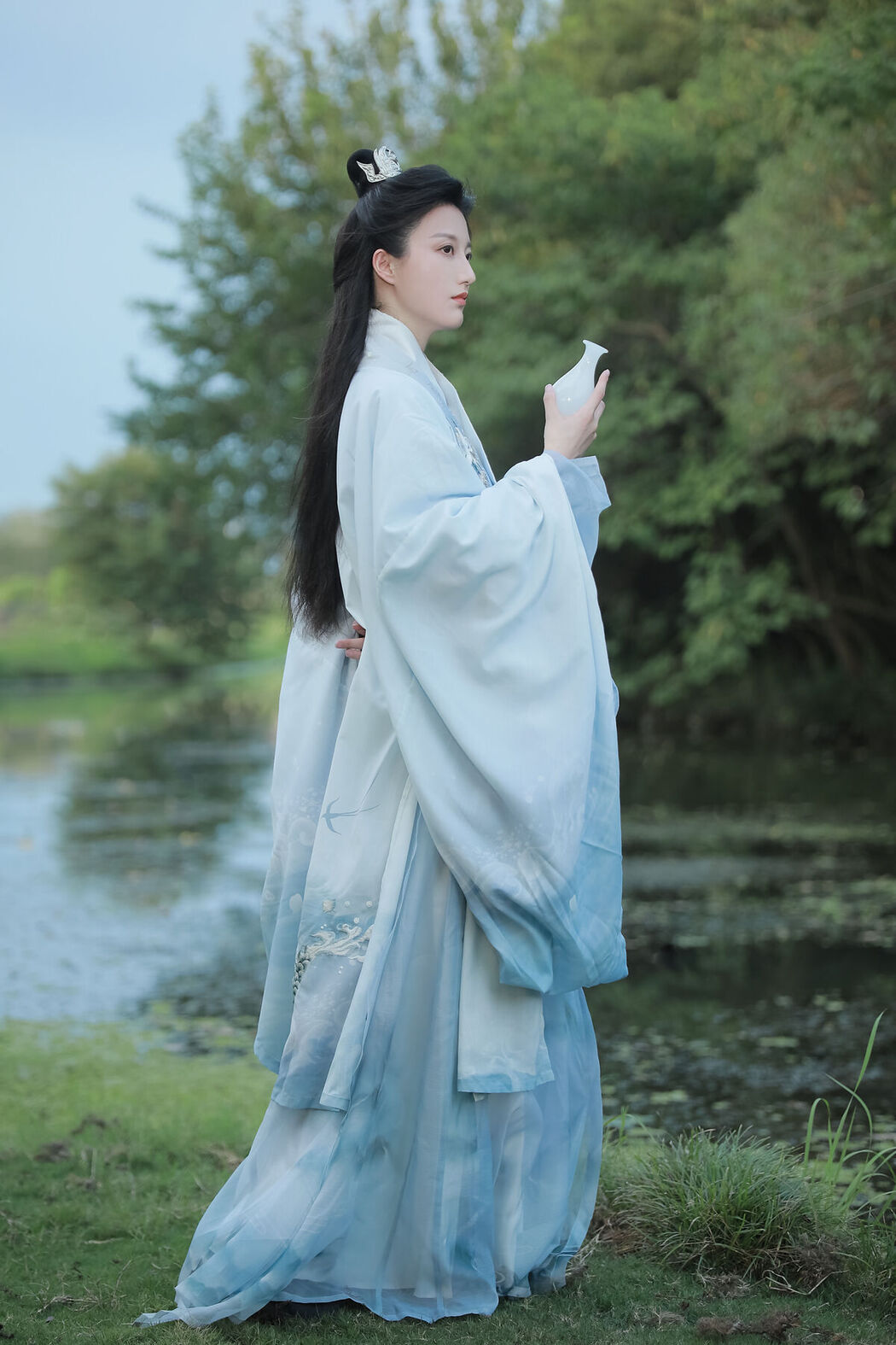 YiTuYu艺图语 Vol.8108 徽音子 (22P)