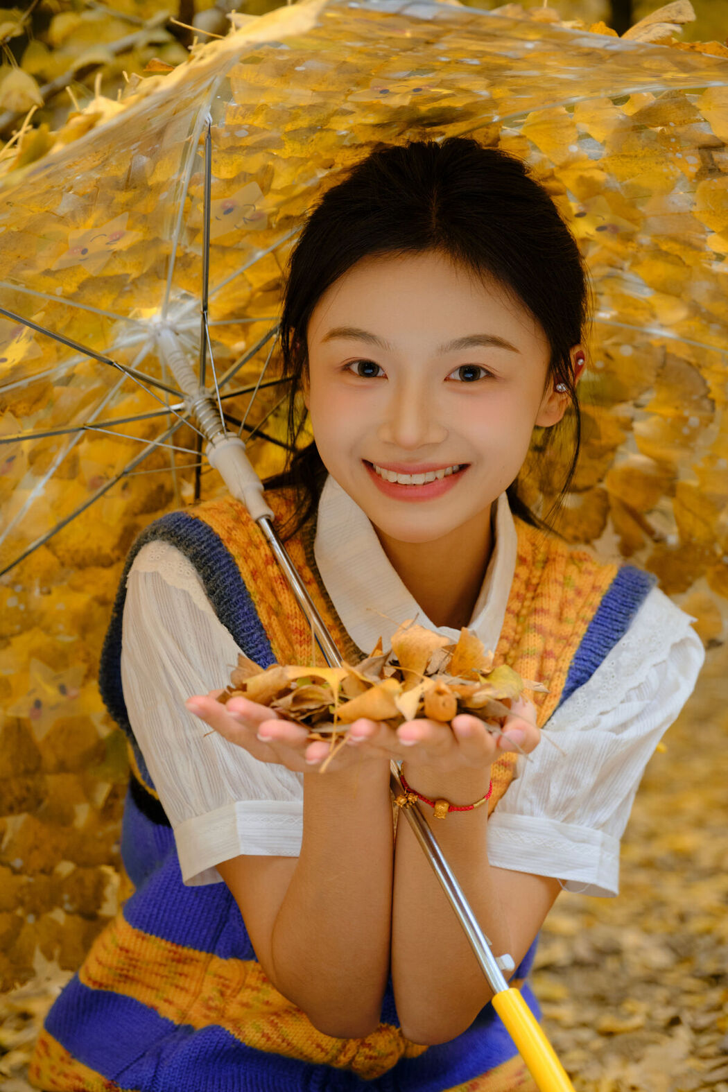YiTuYu艺图语 Vol.8099 小番茄 (26P)