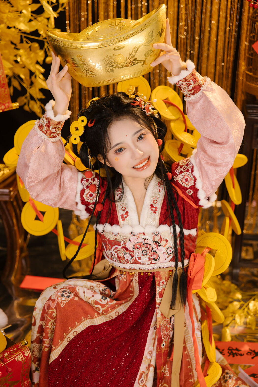 YiTuYu艺图语 Vol.8114 衔鹿 (28P)