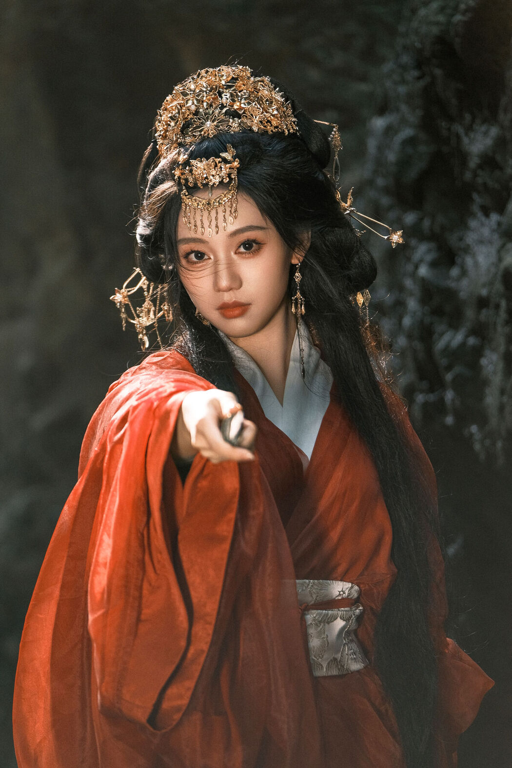 YiTuYu艺图语 Vol.8122 七七 (23P)