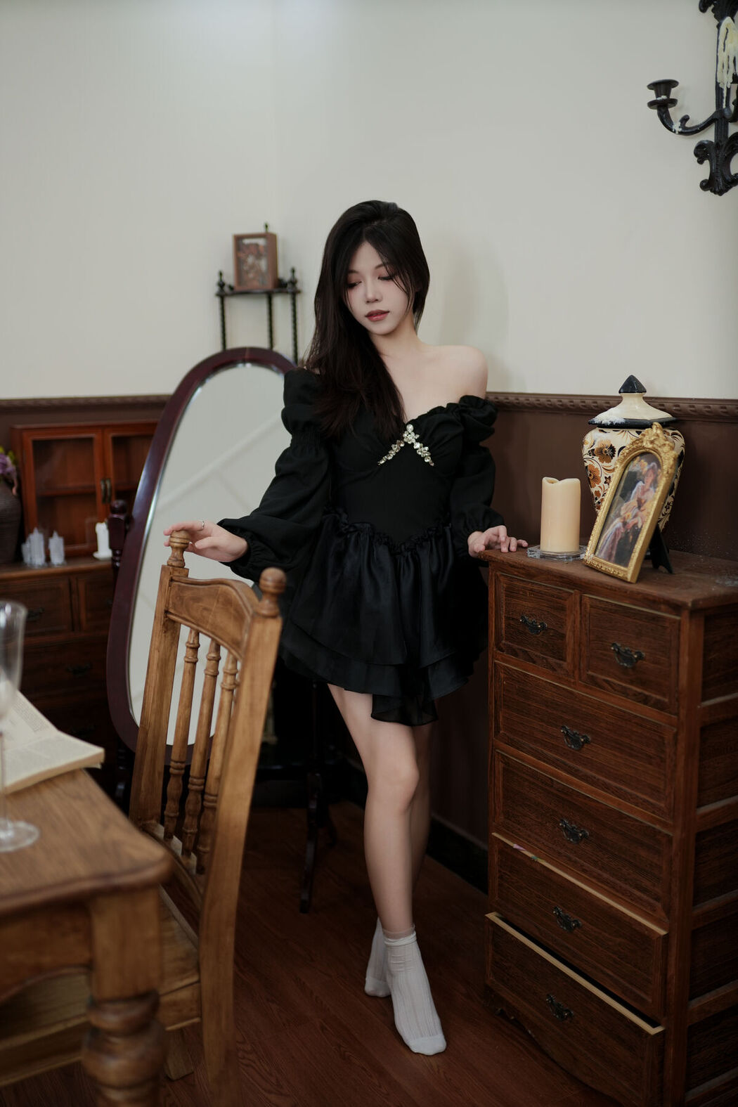 YiTuYu艺图语 Vol.8047 Xuan
