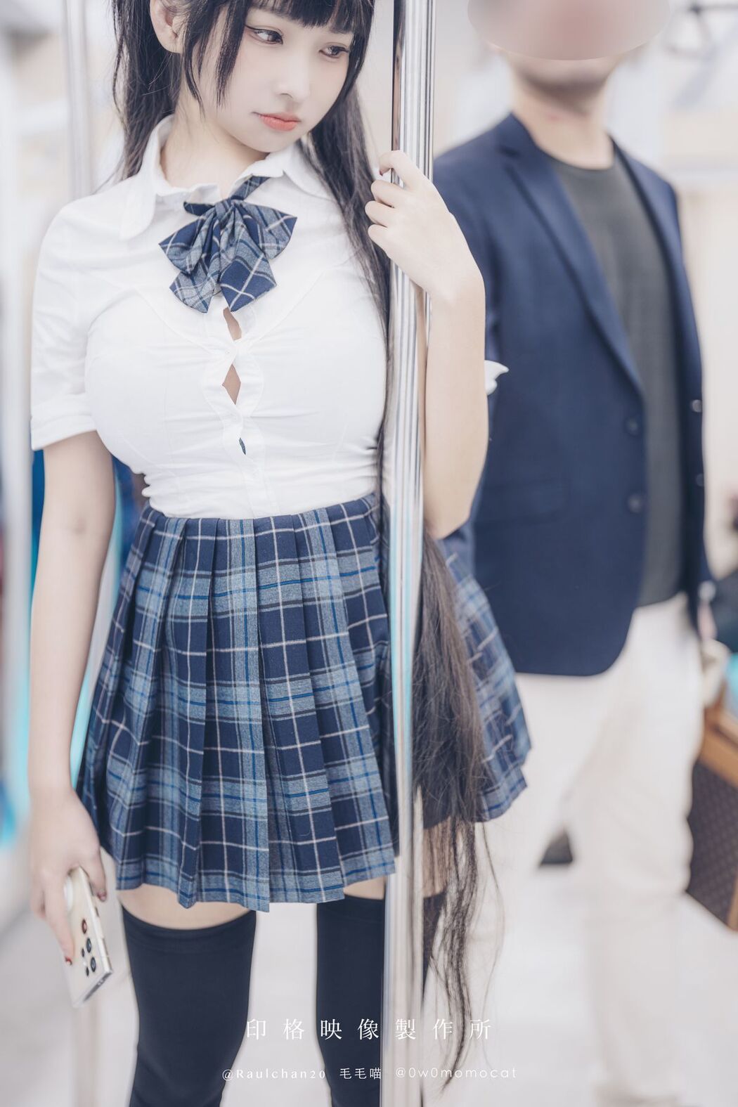 Coser@慕慕Momo – 電車通學少女完整版 (65P – 6V)