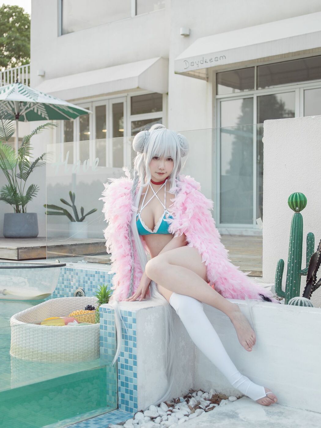Coser@麻花麻花酱 – 可畏泳装 (16P)