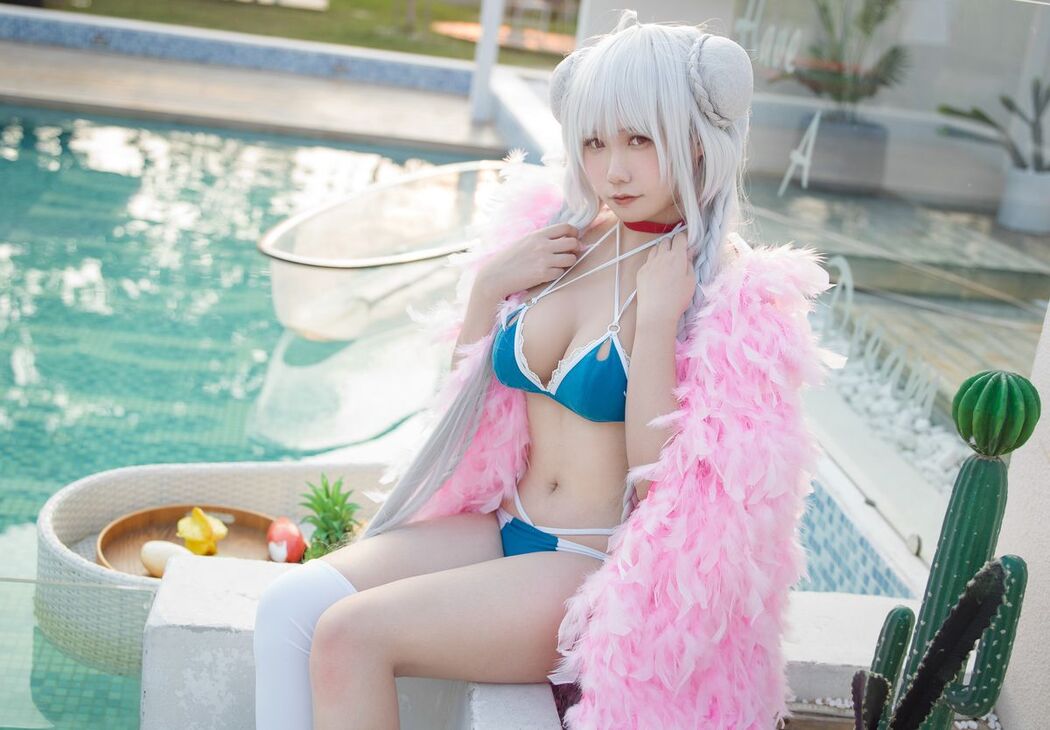 Coser@麻花麻花酱 – 可畏泳装 (16P)