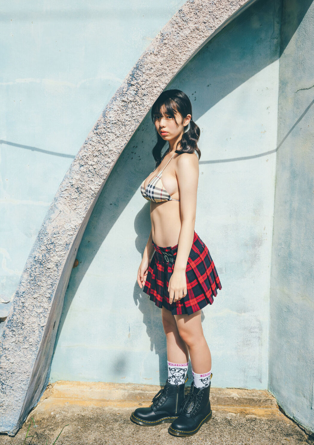 JP Kikuchi Hina 菊地姫奈 – Moment 週プレ PHOTO BOOK Part02 (73P)