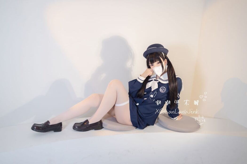 Coser@懒懒睡不醒 – 合法萝莉美少女捆绑白丝jk (41P – 2V)