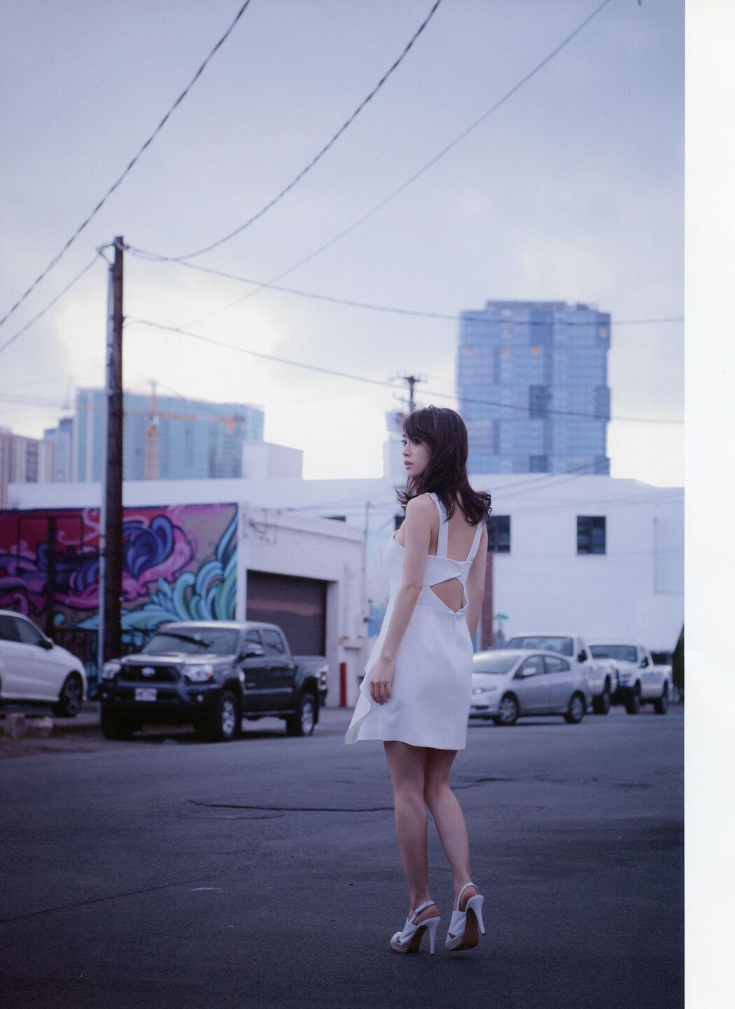 Tomomi Morisaki "High-Spec SEXY Beauty and Hot Spring Trip" [YS-Web] Vol.821