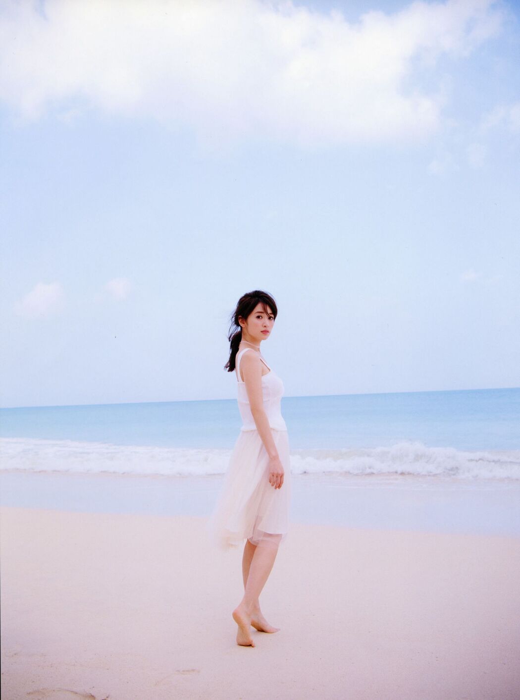 Tomomi Morisaki "High-Spec SEXY Beauty and Hot Spring Trip" [YS-Web] Vol.821