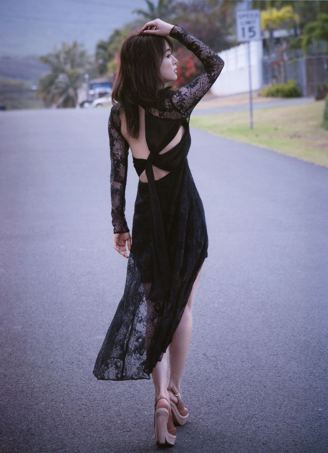 Tomomi Morisaki "High-Spec SEXY Beauty and Hot Spring Trip" [YS-Web] Vol.821