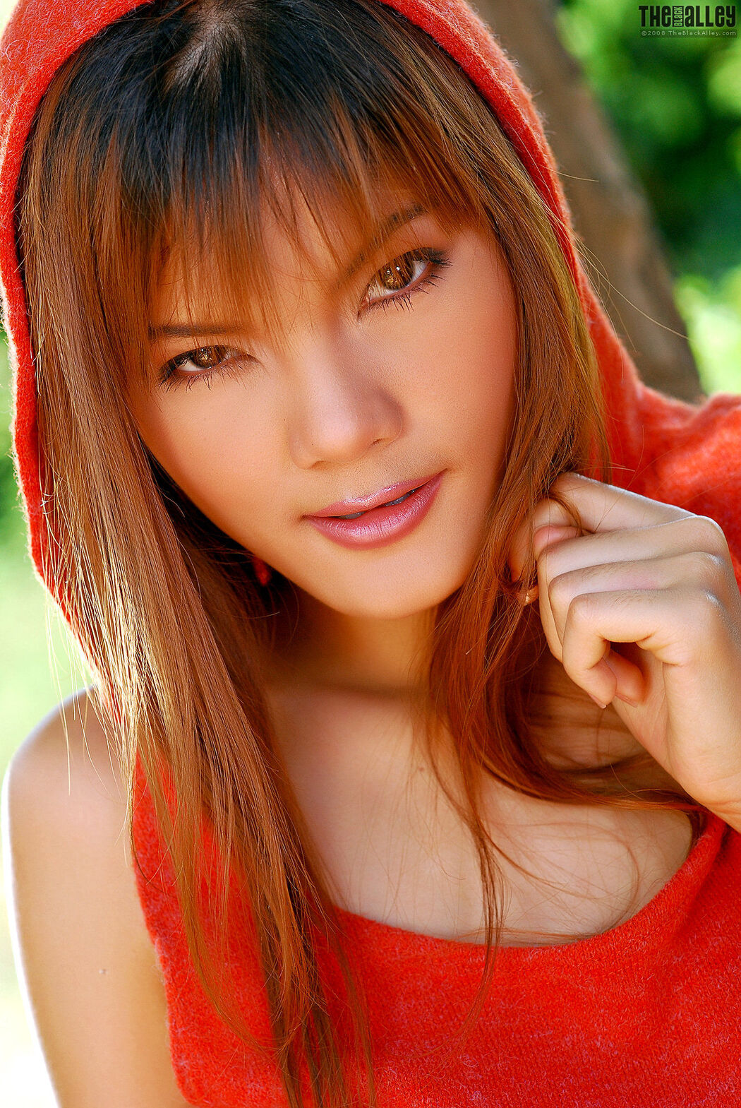 [The Black Alley] Jennifer Lim