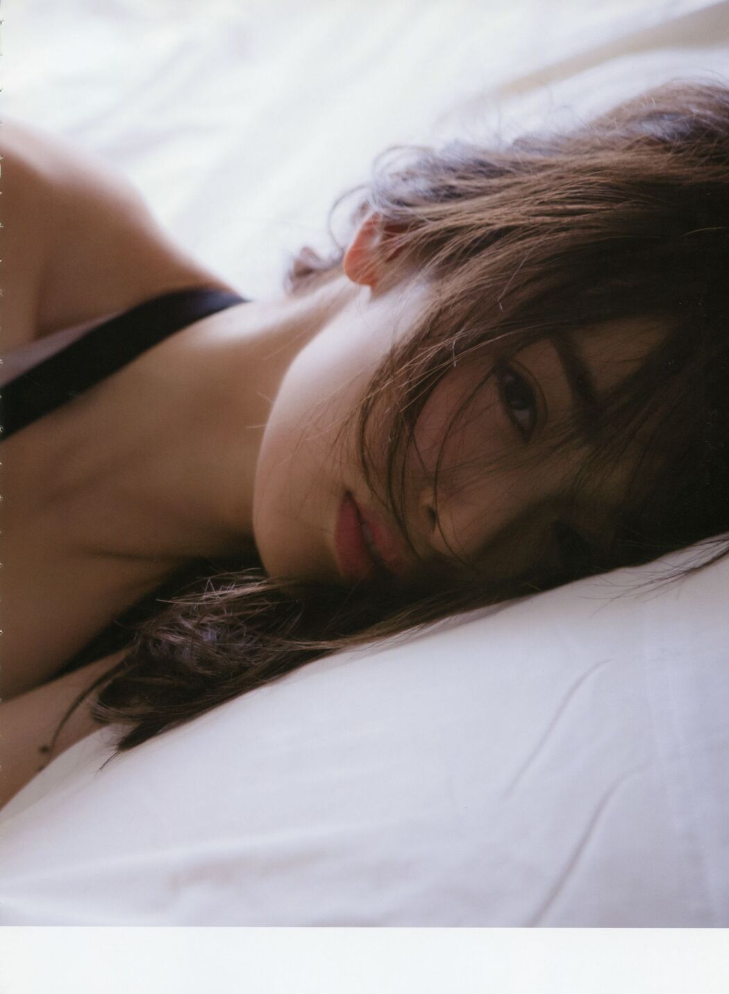 Tomomi Morisaki "High-Spec SEXY Beauty and Hot Spring Trip" [YS-Web] Vol.821