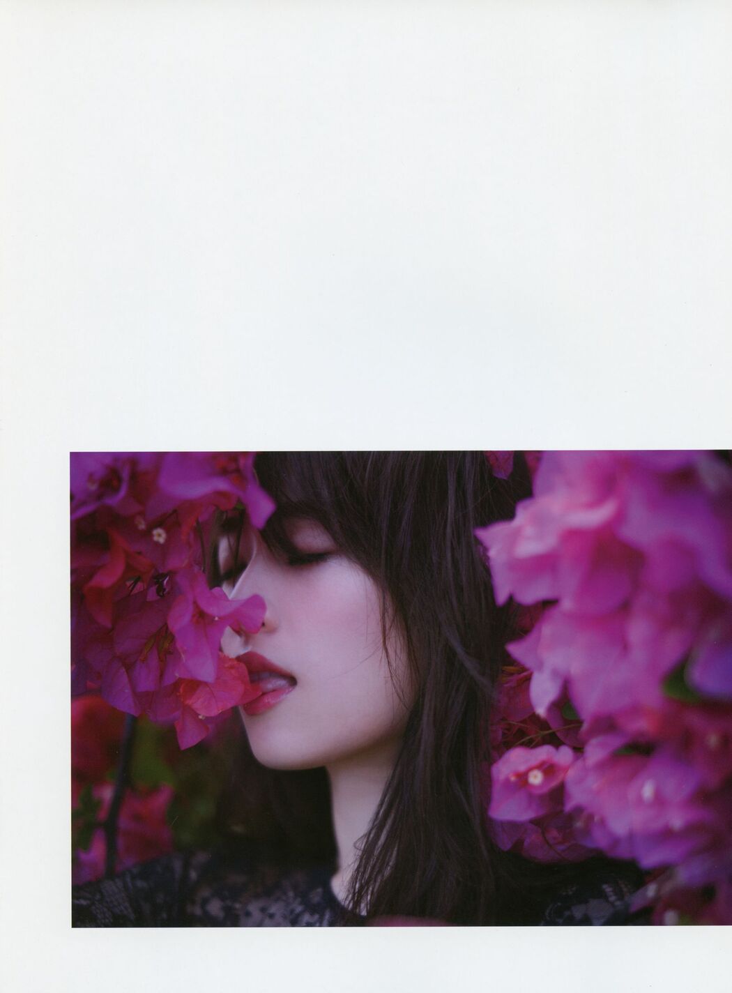 Tomomi Morisaki "High-Spec SEXY Beauty and Hot Spring Trip" [YS-Web] Vol.821