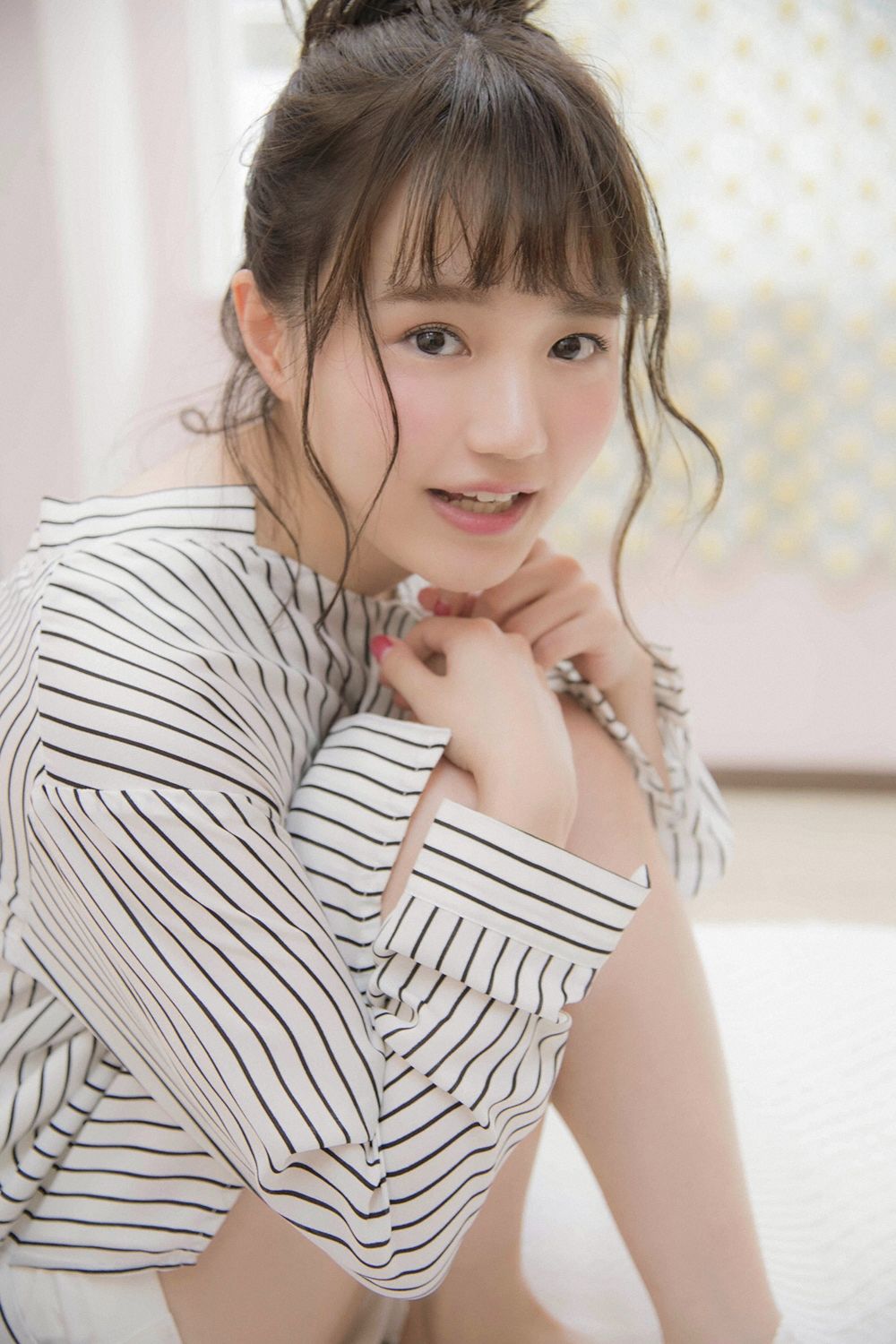 Yuka Ozaki Yuka Ozaki [YS-Web] Vol.809 Cover Photo