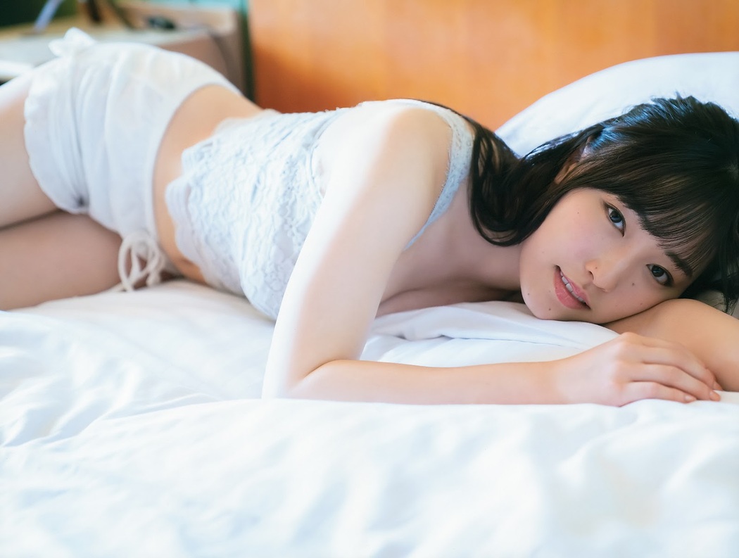 Mizuki Fukumura 譜久村聖, Young Gangan 2019 No.13 (ヤングガンガン 2019年13号)