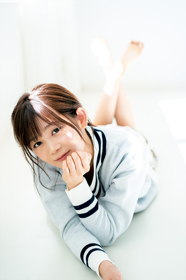 Minami Koike 小池美波, Rika Ozeki 尾関梨香, Young Gangan 2020 No.01 (ヤングガンガン 2020年1号)