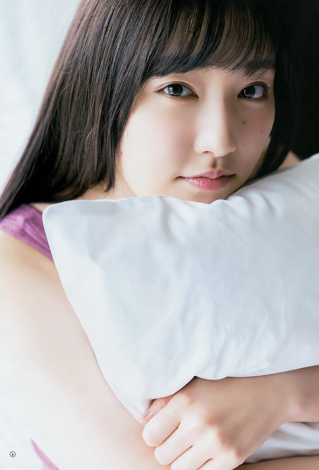Mizuki Fukumura 譜久村聖, Young Gangan 2019 No.13 (ヤングガンガン 2019年13号)