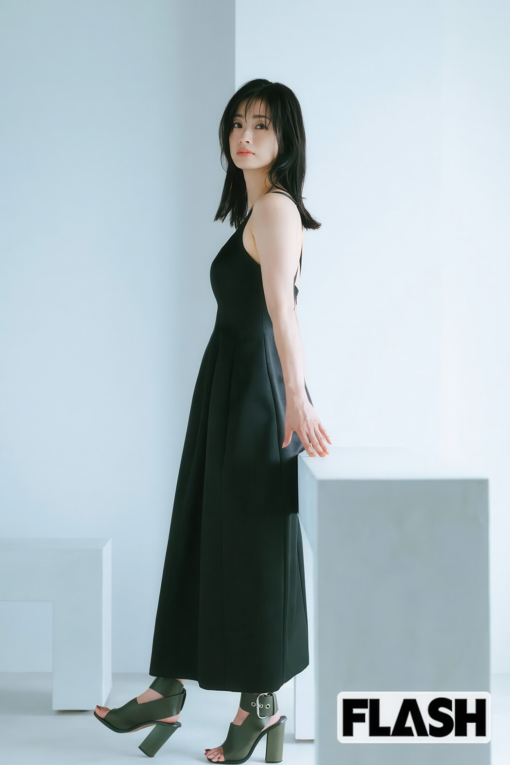 Aya Ueto 上戸彩, FLASH 2025.07.08 (フラッシュ 2025年7月8日号)