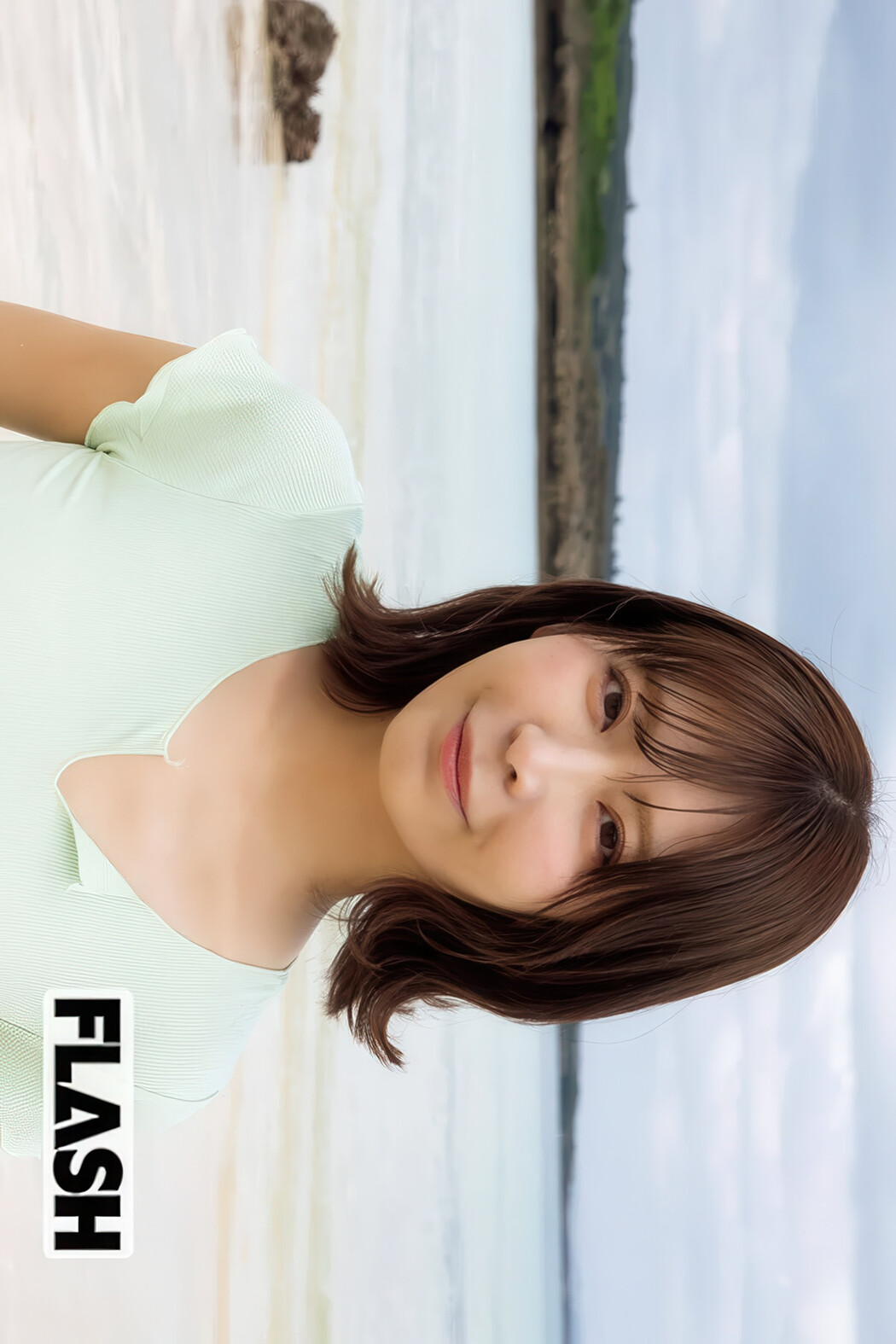 Yui Kohinata 小日向結衣, FLASH 2025.07.08 (フラッシュ 2025年7月8日号)