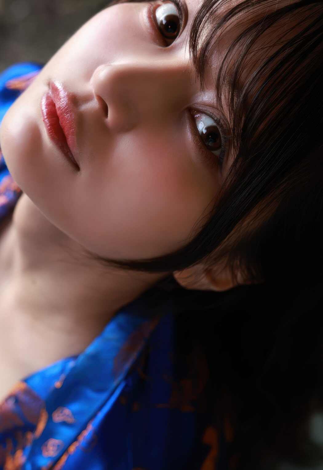 Sayaka Nitori 似鳥沙也加, 旬撮ガール Vol.4 振り向けばインスタ女王