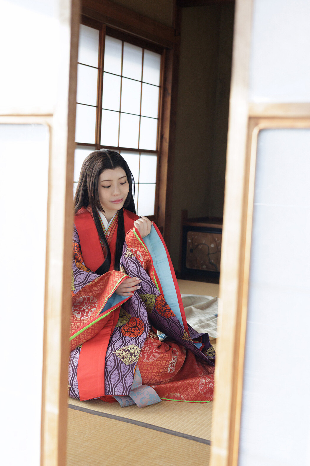 Rei Kamiki 神木麗, FLASHデジタル写真集 『雅で淫らな世界』