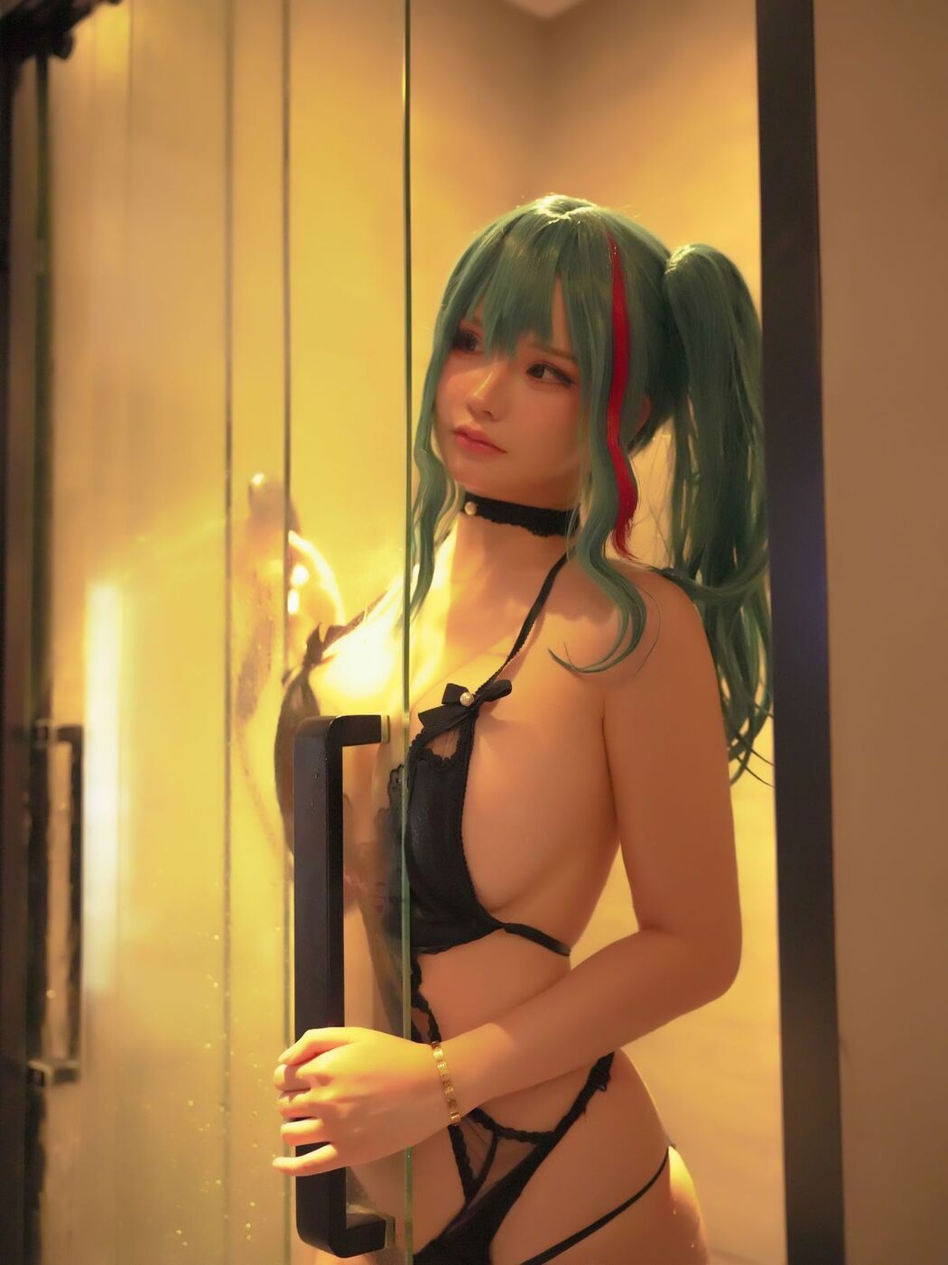 Coser@前羽_rr – 碧蓝航线 环浴室 (66P – 1V)