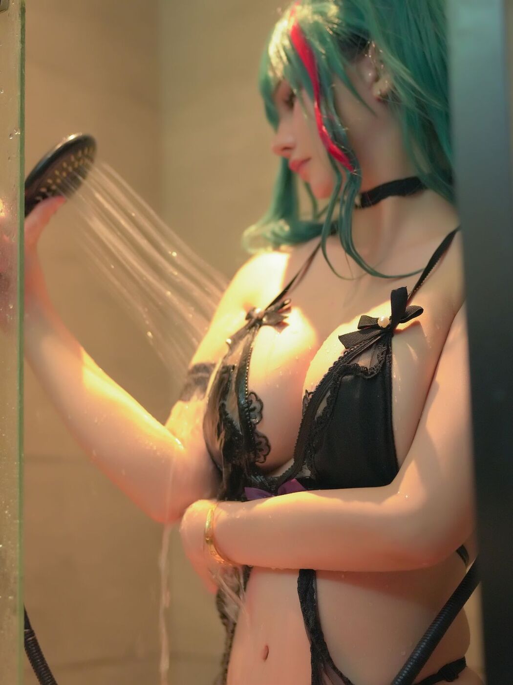 Coser@前羽_rr &#8211; 碧蓝航线 环浴室 (66P &#8211; 1V)