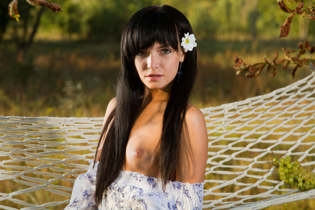 MetArt Milania A – Presenting Part1 (64P)