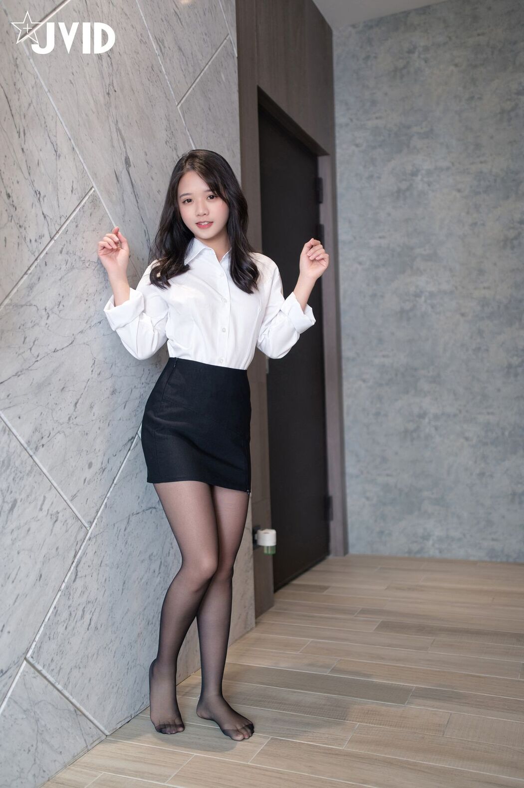 JVID Jia Jia Miao 加加喵 Jamie – 繩縛助理の面試調教 開腿緊縛の強制潮吹 Part02 (49P)