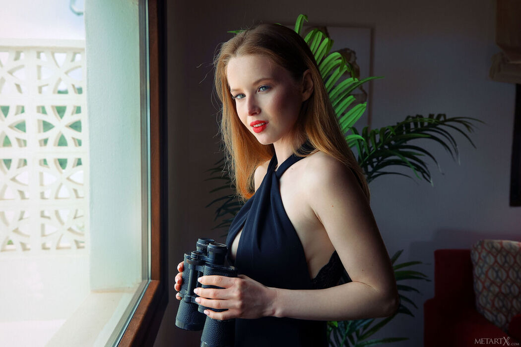 MetArtX Laura Lit – Black And Red Part1 (61P)