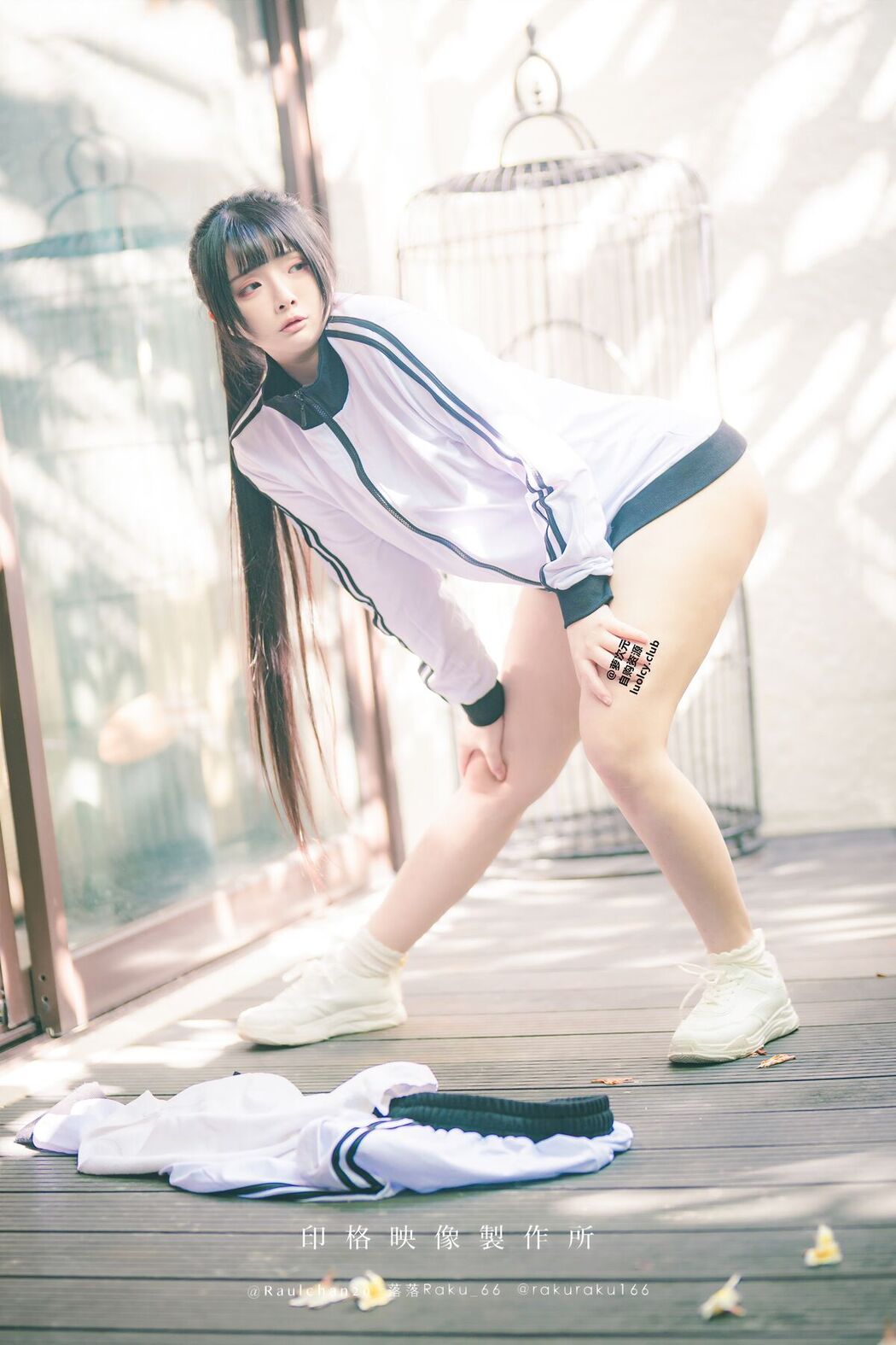 Coser@落落Raku &#8211; 锻炼日 Exercise Day (62P &#8211; 1V)