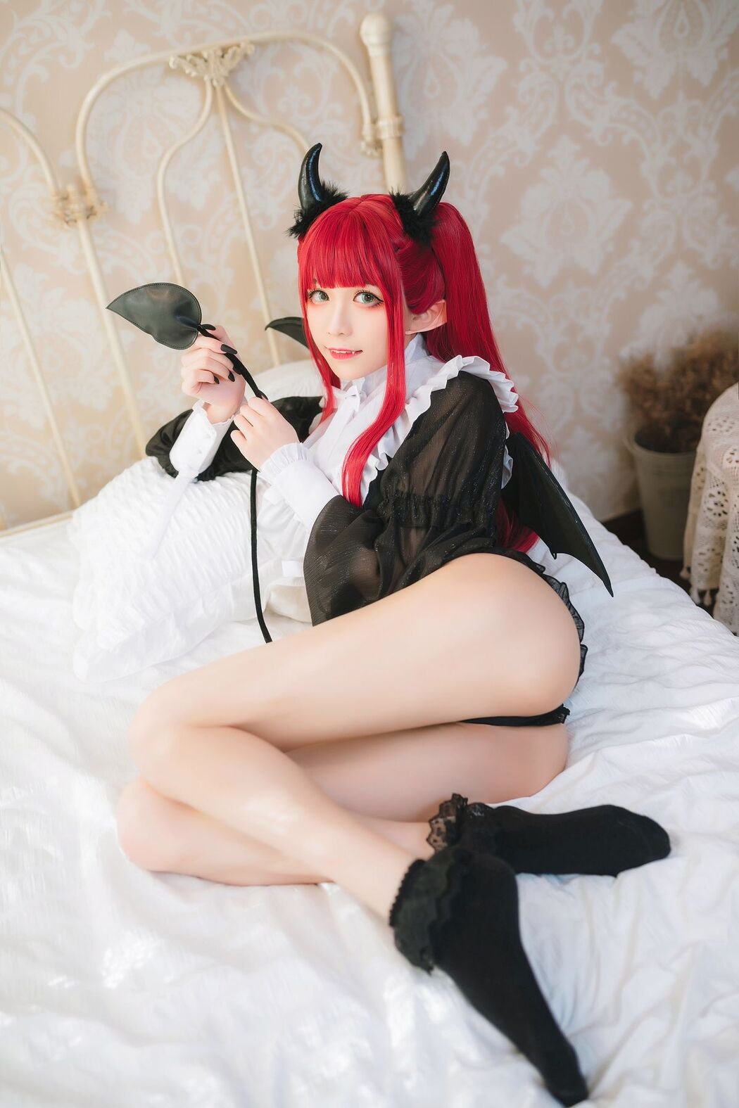 Coser@Tomoyo酱 – 更衣人偶 利兹魅魔 (24P)